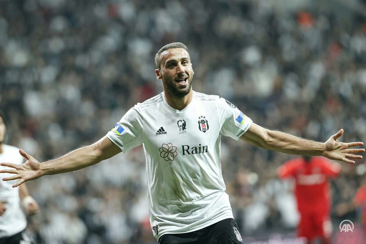 Cenk Tosun: Vurduğum qolun mənası yoxdur