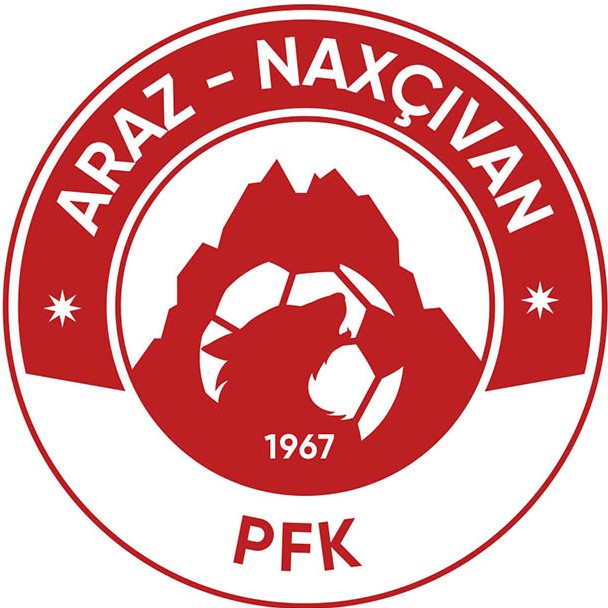 “Araz-Naxçıvan” Elmar Baxşıyevlə müqavilənin müddətini uzadıb.