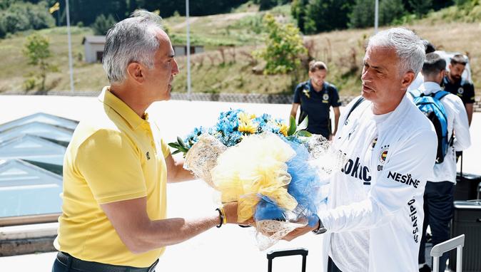 “Fenerbahçe” komandası, yeni mövsümün ilk məşqinə başlayır