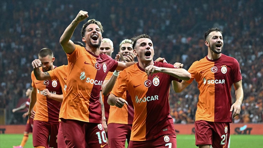 ”Galatasaray” mövsümə qələbə ilə başlayıb