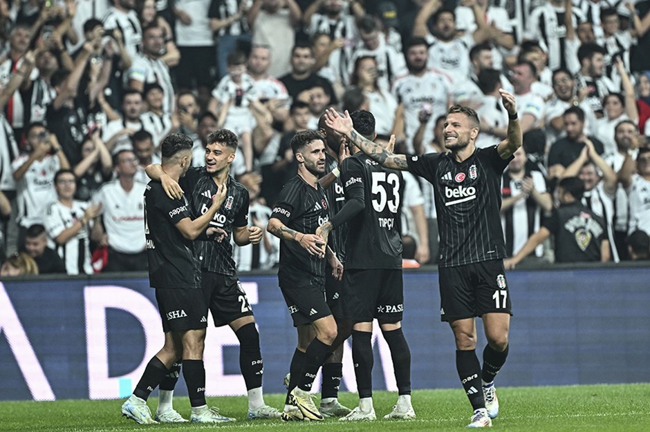 “Beşiktaş” qruplara vəsiqə qazanmağı bacardı