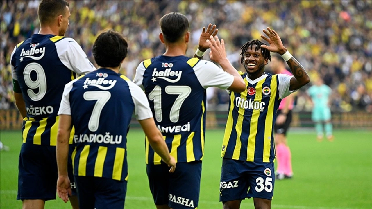 “Fenerbahçe” “Lille” matçı üçün düşərgə heyətini açıqlayıb