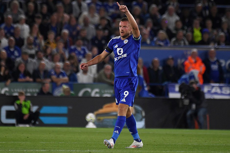 “Leicester”, “Tottenham”ı Vardy ile dayandırdı