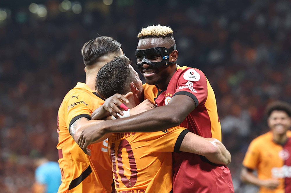 Osimhen üçün “Galatasaray”a 6 milyon avroluq təklif qapıda