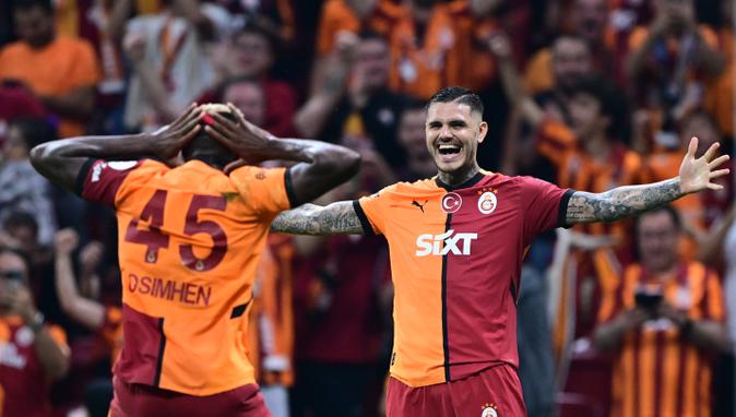 Galatasaray qoşa hücumçuya qayıdır