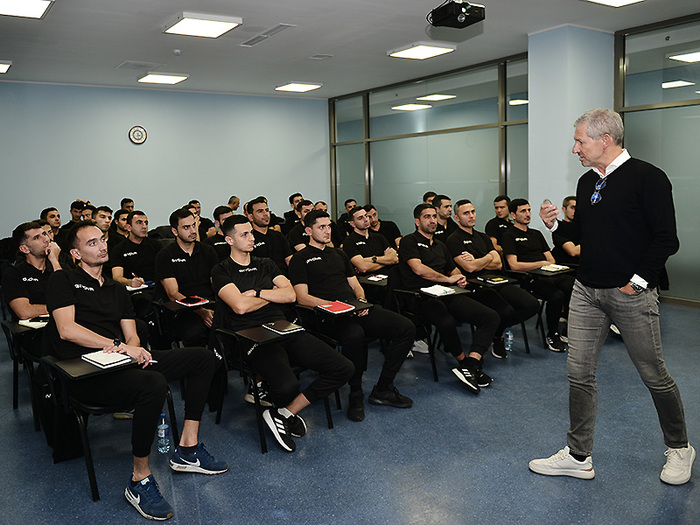 AFFA Premyer Liqanın hakimləri üçün seminar təşkil edib